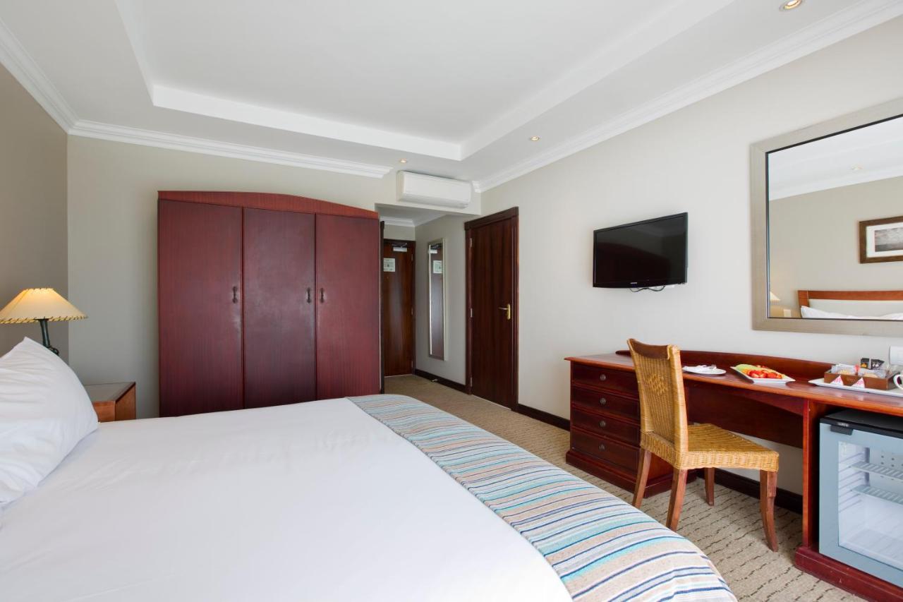Garden Route Hotel Мозел Бей Екстериор снимка