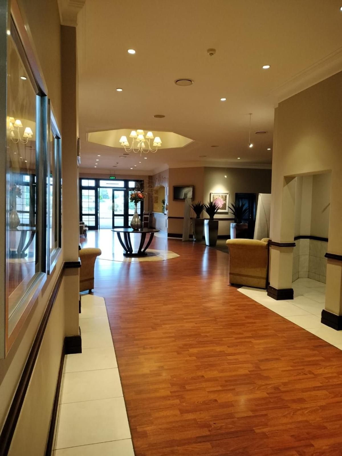 Garden Route Hotel Мозел Бей Екстериор снимка
